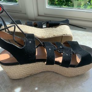 Steve Madden Espadrille Platform Sandal (Black)